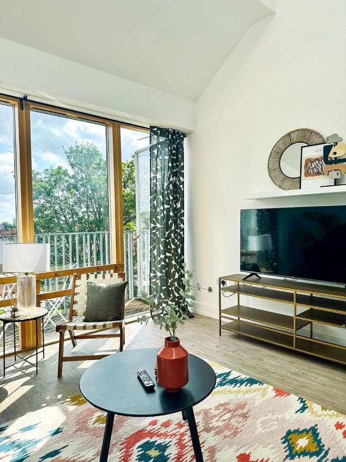Coventry Large 4-Bed Townhouse By Empower Homes Buitenkant foto