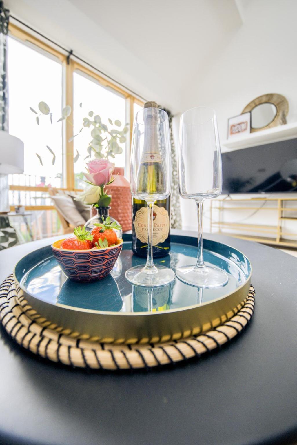 Coventry Large 4-Bed Townhouse By Empower Homes Buitenkant foto