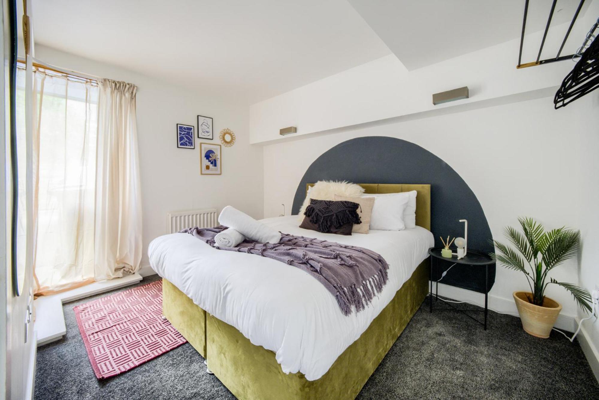 Coventry Large 4-Bed Townhouse By Empower Homes Buitenkant foto