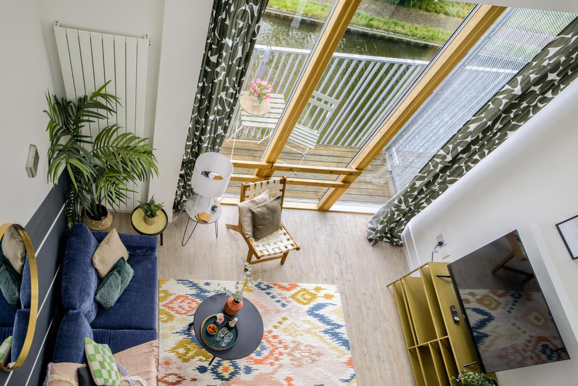 Coventry Large 4-Bed Townhouse By Empower Homes Buitenkant foto
