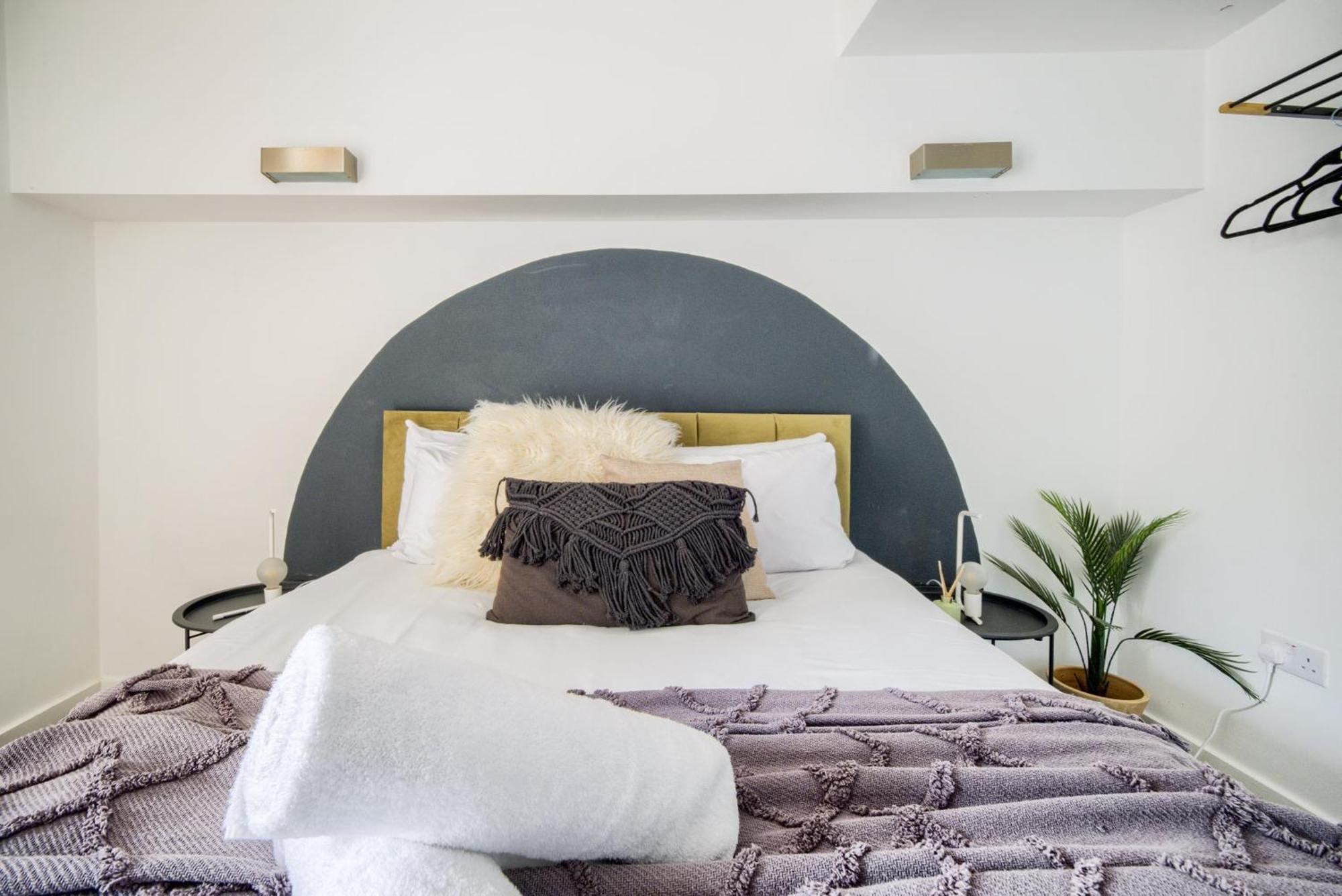 Coventry Large 4-Bed Townhouse By Empower Homes Buitenkant foto