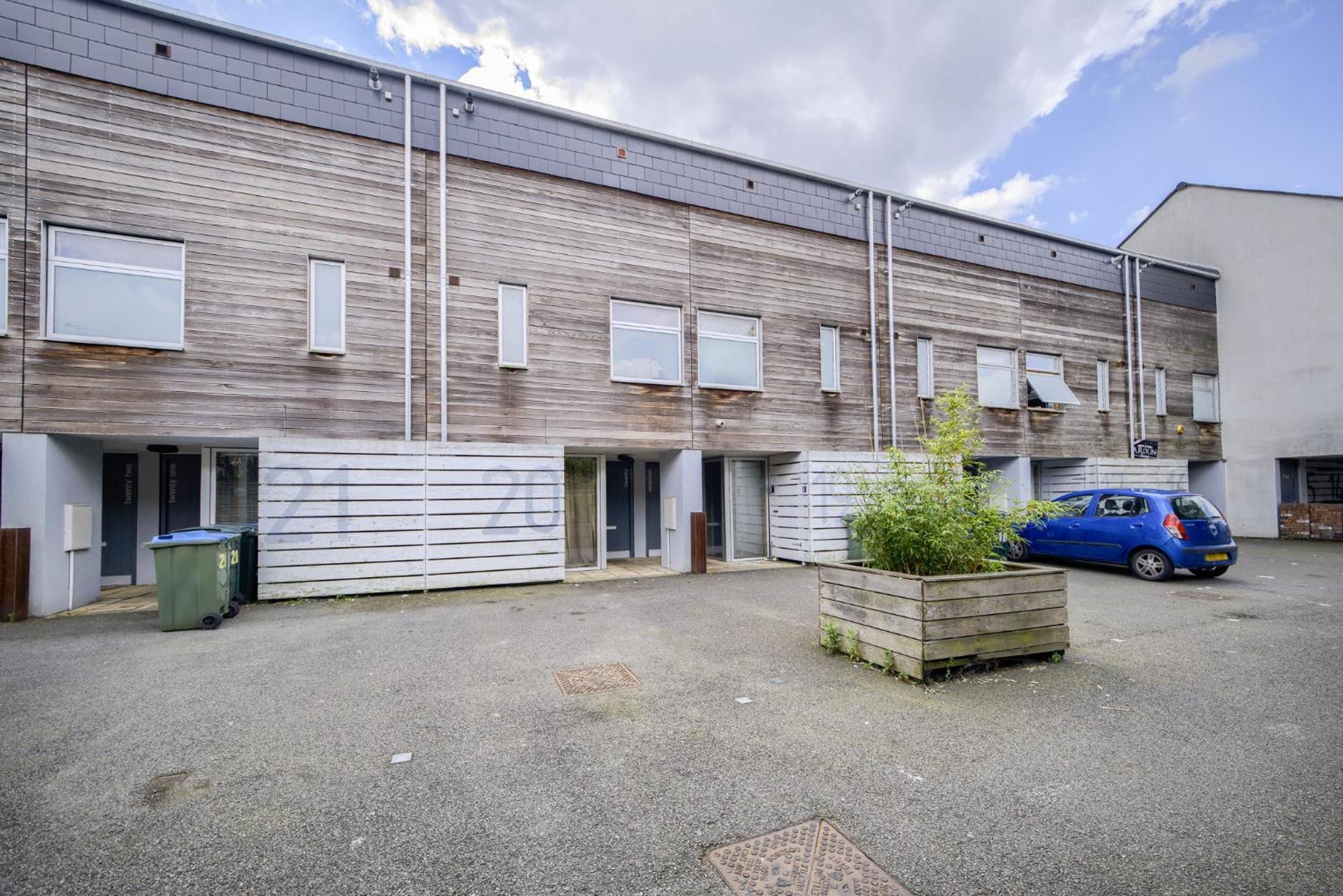 Coventry Large 4-Bed Townhouse By Empower Homes Buitenkant foto