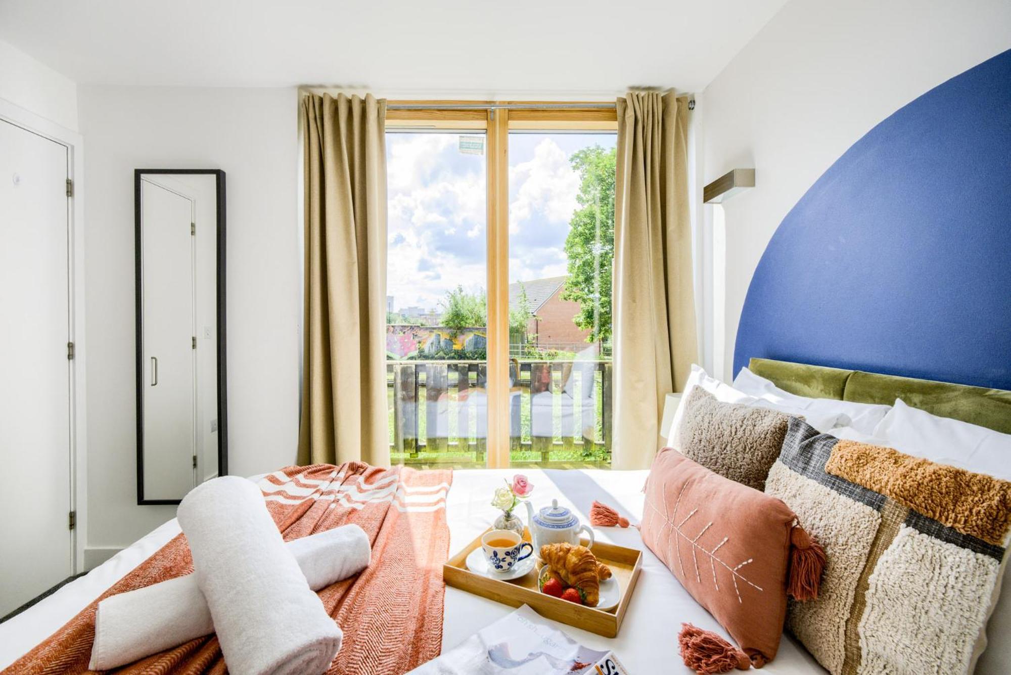 Coventry Large 4-Bed Townhouse By Empower Homes Buitenkant foto