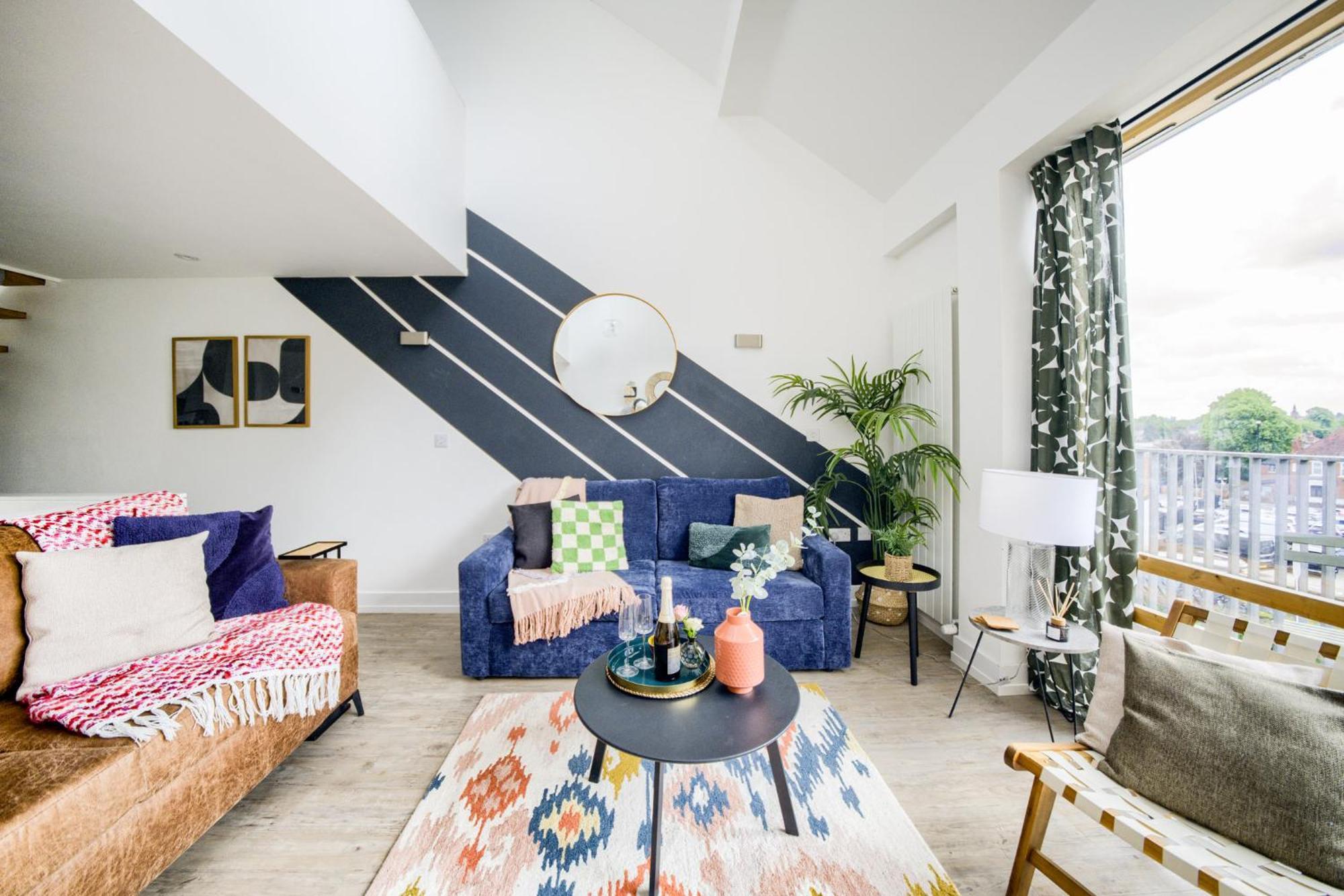 Coventry Large 4-Bed Townhouse By Empower Homes Buitenkant foto